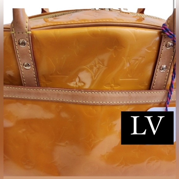 LV Vernis Tompkins Square Yellow / Calfskin Bag LOUIS VUITTON - Picture 2 of 15